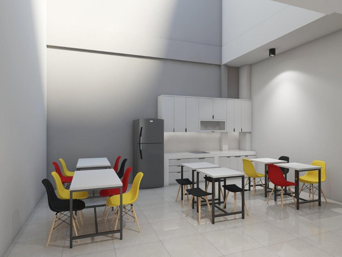 Ndalem Kraton Hotel Sidoarjo Εξωτερικό φωτογραφία