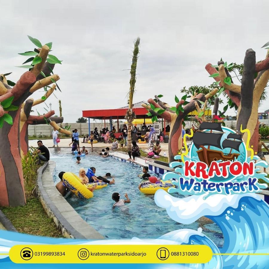 Ndalem Kraton Hotel Sidoarjo Εξωτερικό φωτογραφία
